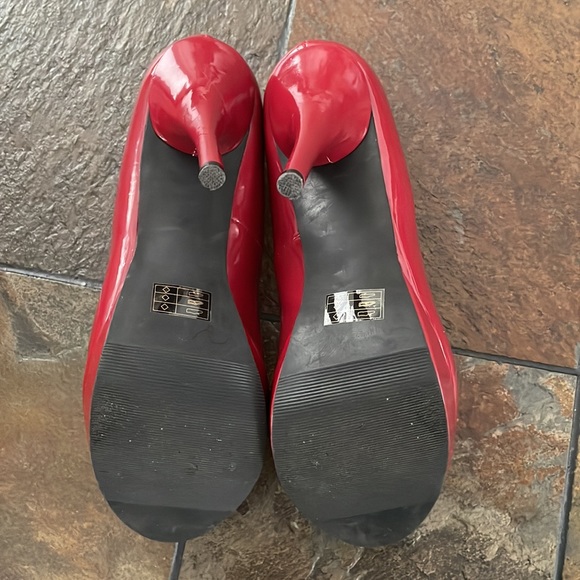 Steve Madden Dark Red P-Reta 4 inch stiletto heels- rose gold interior- size 8M - Picture 6 of 8